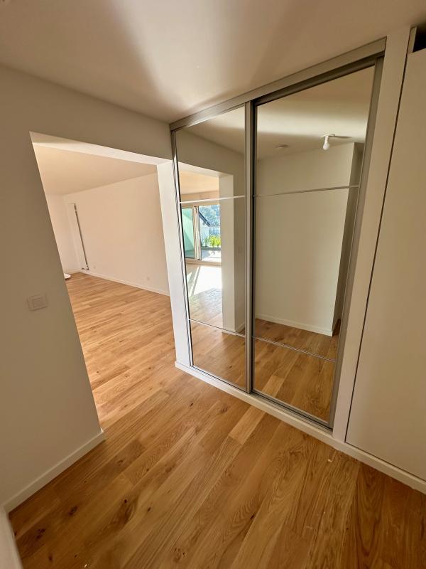 Appartement - 110 m² - 4 pièces