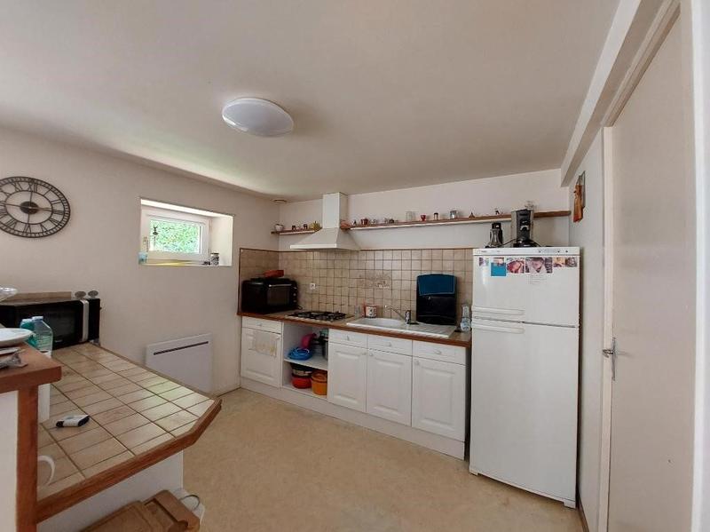 Maison - 221 m² - 12 pièces