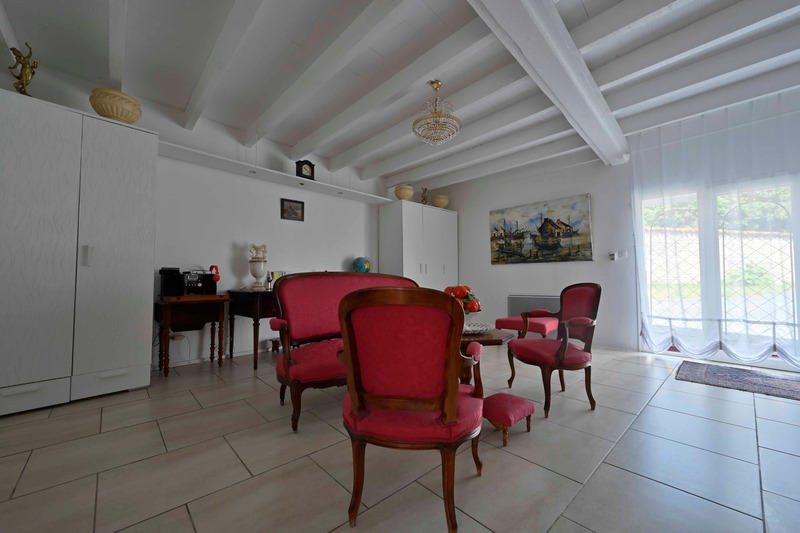 Maison en pierre - 185 m² - 6 pièces