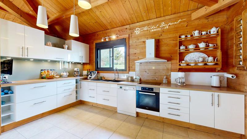 Maison - 120 m² - 5 pièces