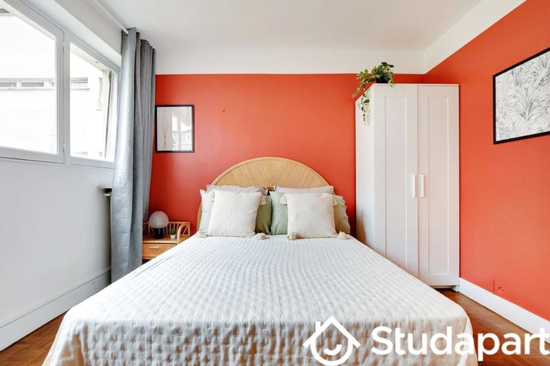 Chambre - 11 m² - 1 pièce