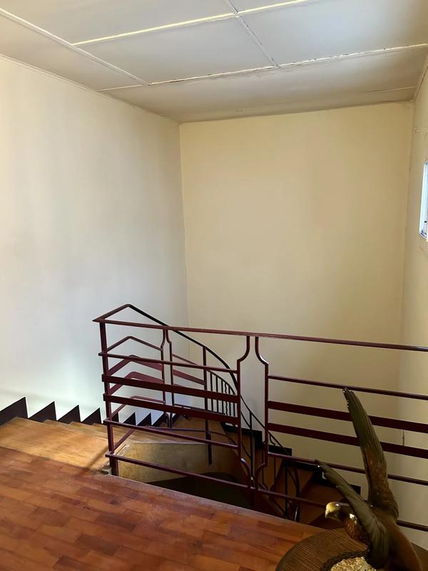 Maison de ville - 237 m² - 7 pièces