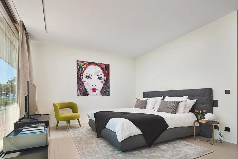 Maison - 480 m² - 7 pièces