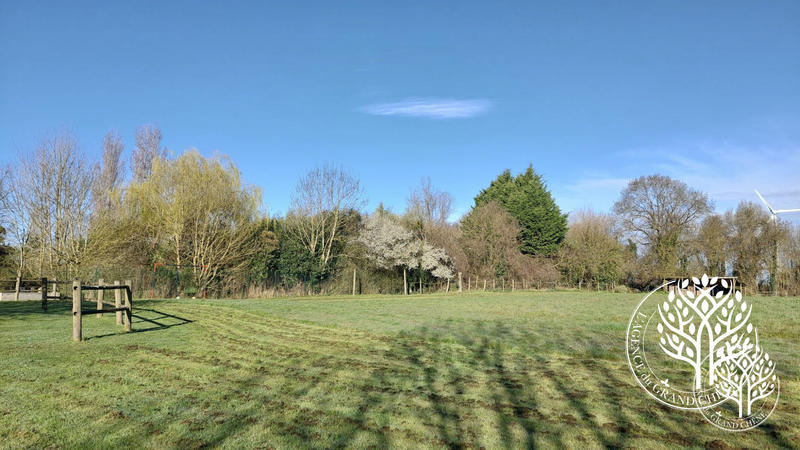 Maison ancienne - 360 m² - 10 pièces