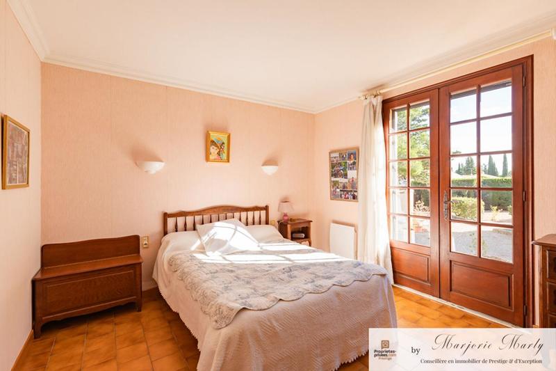 Villa - 136 m² - 6 pièces