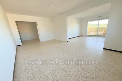 Appartement - 90 m² - 5 pièces