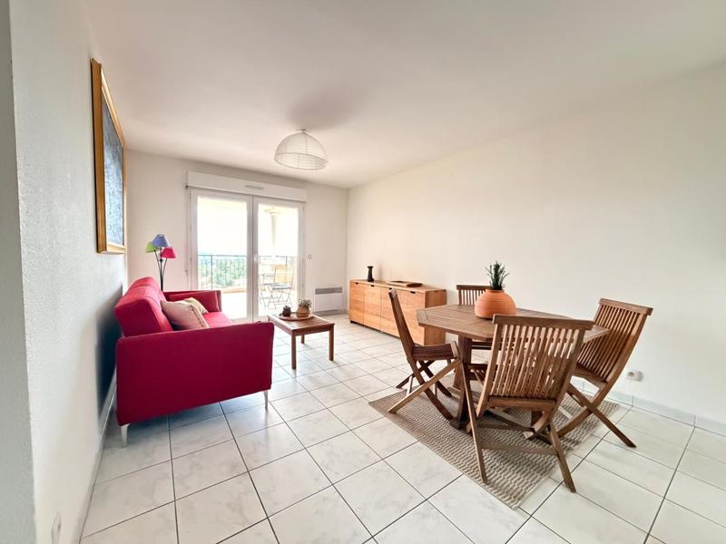 Appartement - 60 m² - 3 pièces