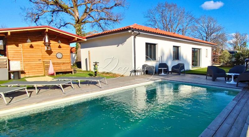 Maison - 113 m² - 6 pièces