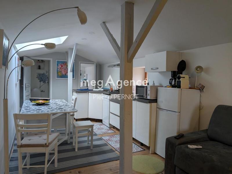 Maison - 294 m² - 10 pièces