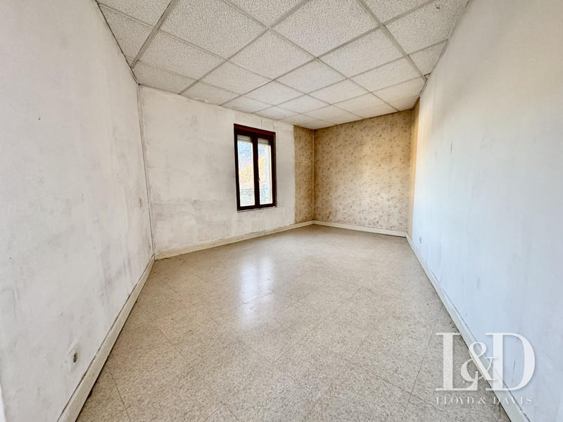 Maison ancienne - 194 m² - 7 pièces