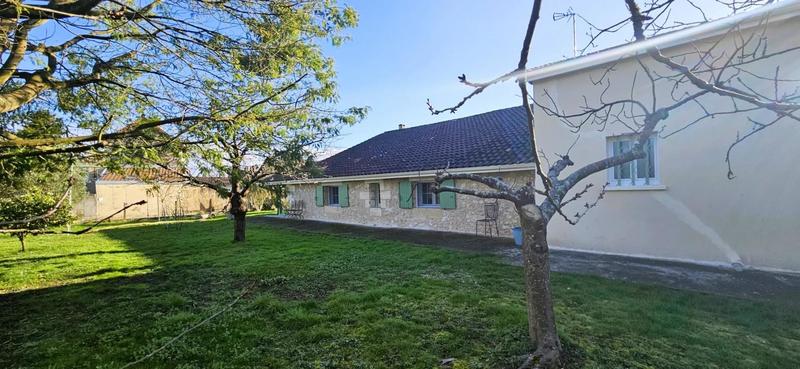 Maison - 140 m² - 4 pièces