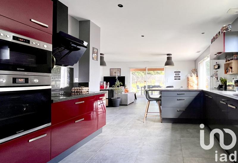 Maison - 111 m² - 4 pièces