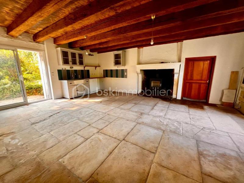 Maison en pierre - 207 m² - 6 pièces