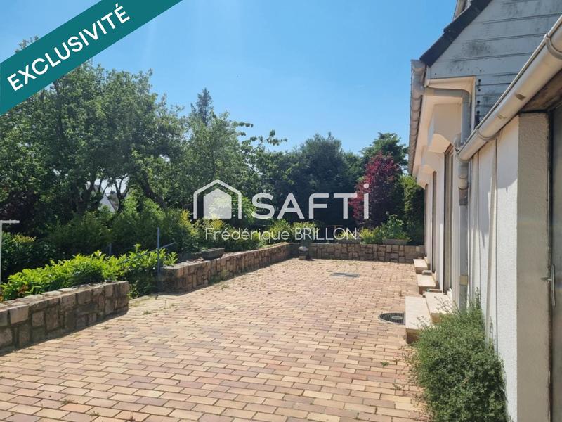 Maison - 123 m² - 8 pièces