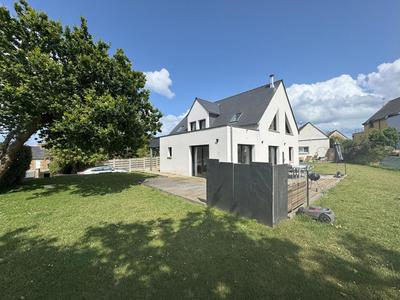 Maison - 152 m² - 6 pièces