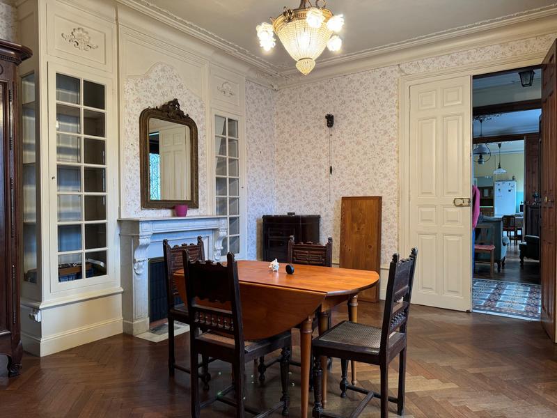 Maison ancienne - 194 m² - 8 pièces
