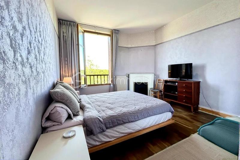 Maison - 170 m² - 7 pièces