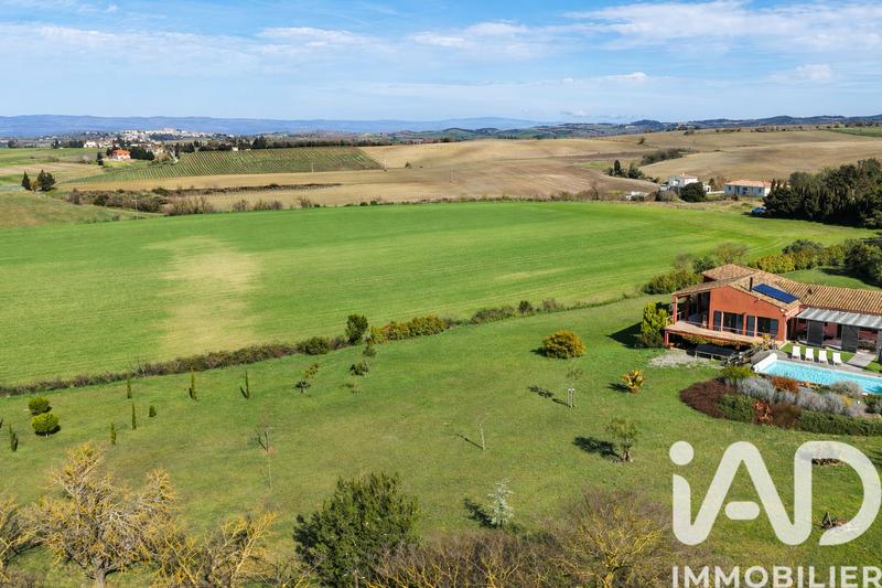 Maison - 185 m² - 7 pièces