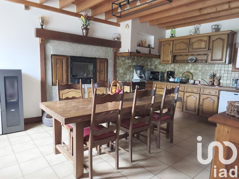 Maison - 198 m² - 5 pièces