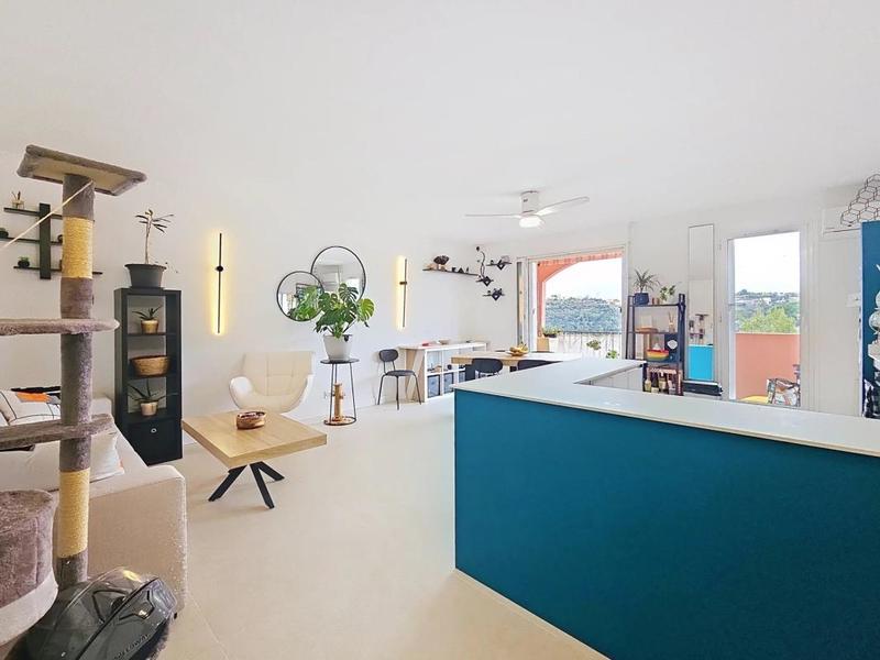 Appartement - 65 m² - 2 pièces