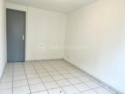 Appartement - 73 m² - 2 pièces