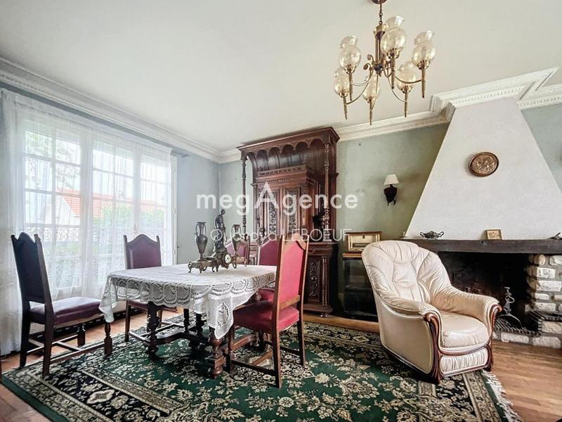 Maison - 131 m² - 6 pièces