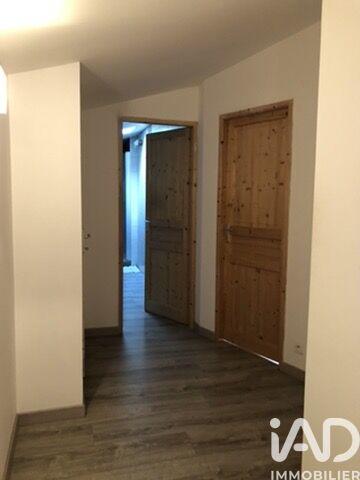 Maison - 206 m² - 7 pièces