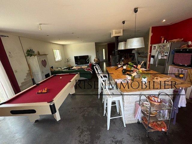 Maison - 160 m² - 4 pièces