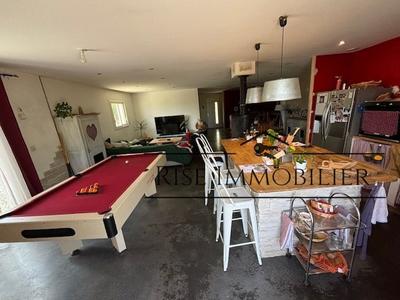 Maison - 160 m² - 4 pièces