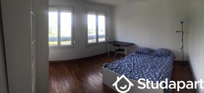 Chambre - 9 m² - 1 pièce