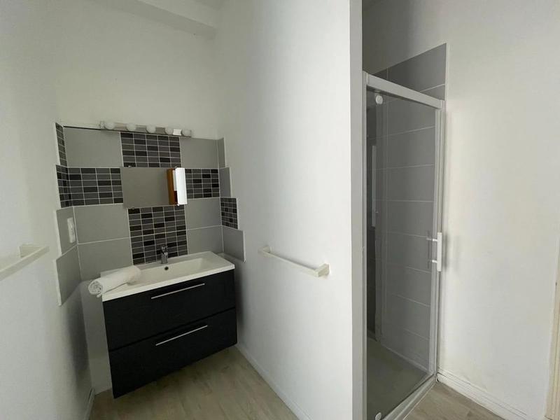 Maison - 340 m² - 7 pièces