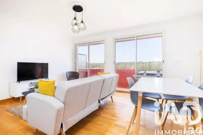 Appartement - 98 m² - 5 pièces