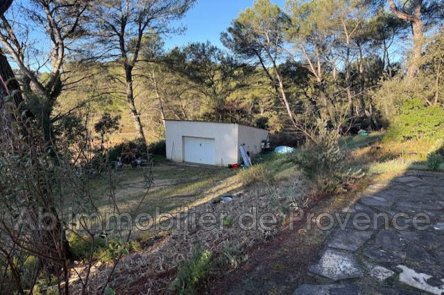 Maison - 9 720 m² - 3 pièces