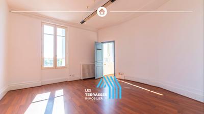 Appartement - 114 m² - 6 pièces