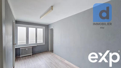 Bureau - 122 m² - 6 pièces