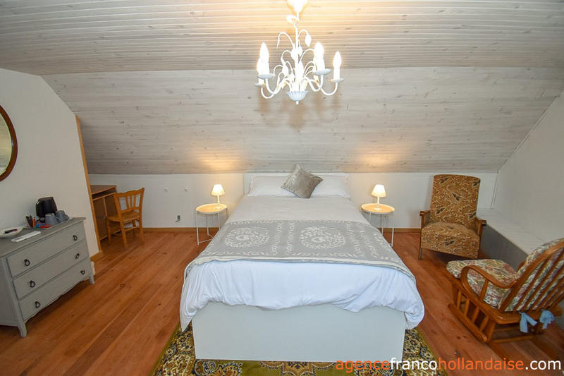 Maison en pierre - 159 m² - 5 pièces