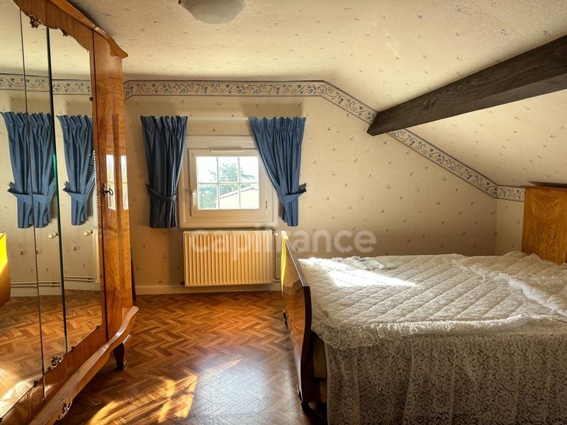 Maison - 129 m² - 8 pièces