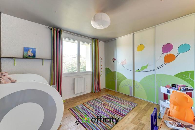 Pavillon - 128 m² - 5 pièces