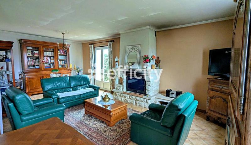 Maison - 122 m² - 4 pièces