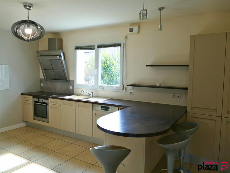 Maison - 179 m² - 4 pièces