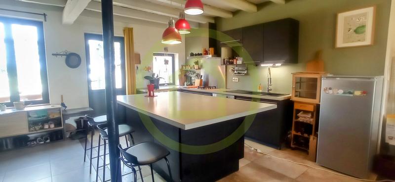 Maison - 100 m² - 3 pièces