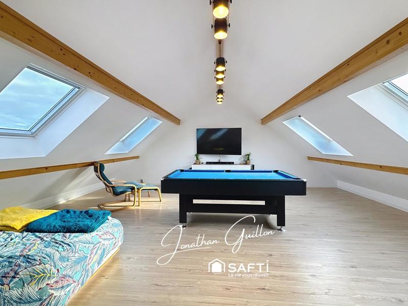 Maison - 192 m² - 6 pièces