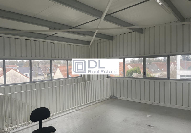 Entrepôt - 370 m²