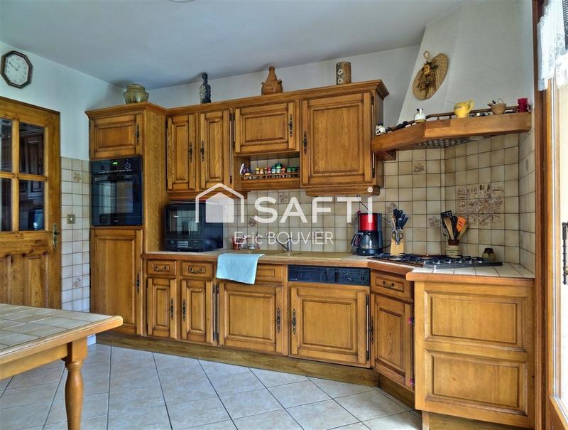 Maison - 102 m² - 5 pièces