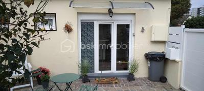 Maison de ville - 75 m² - 4 pièces