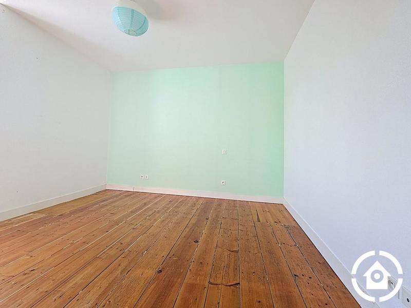 Maison - 167 m² - 6 pièces