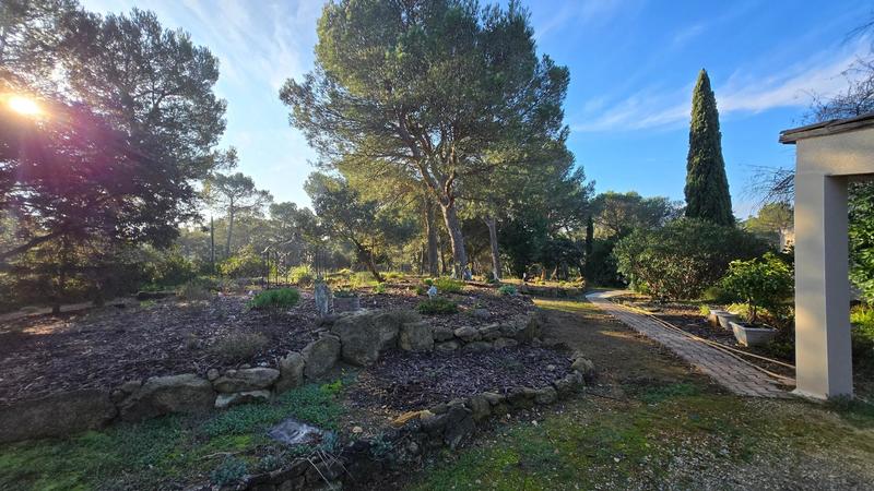 Villa - 203 m² - 11 pièces