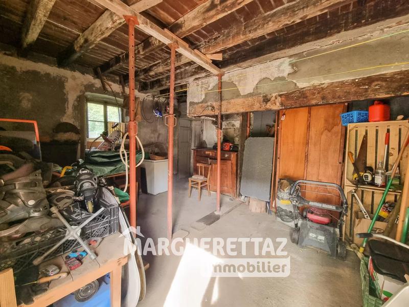 Maison de village - 220 m² - 8 pièces