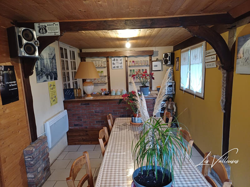 Maison ancienne - 271 m² - 10 pièces