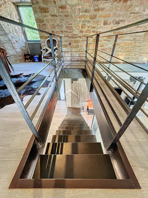 Villa - 196 m² - 5 pièces